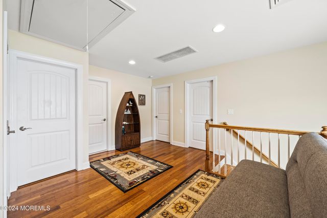 3 Holiday Road, Ortley Beach, NJ 08751