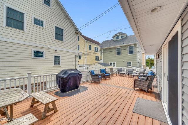 3 Holiday Road, Ortley Beach, NJ 08751