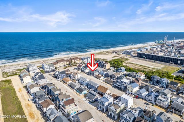 3 Holiday Road, Ortley Beach, NJ 08751