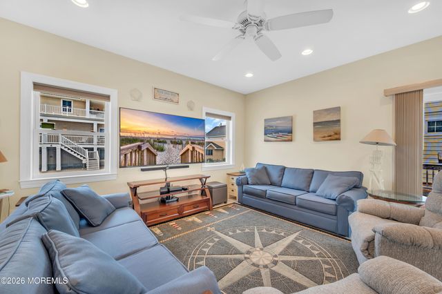 3 Holiday Road, Ortley Beach, NJ 08751