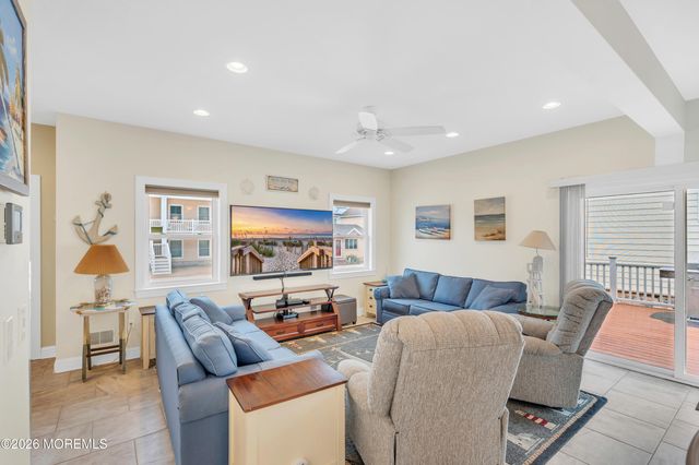 3 Holiday Road, Ortley Beach, NJ 08751