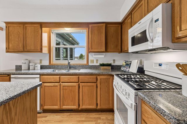 18224 88th Avenue N, Maple Grove, MN 55311
