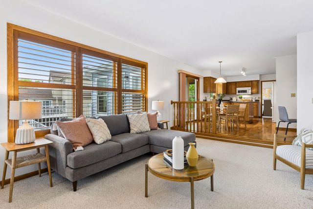 18224 88th Avenue N, Maple Grove, MN 55311