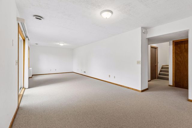 18224 88th Avenue N, Maple Grove, MN 55311