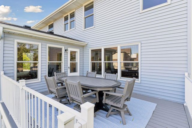 18224 88th Avenue N, Maple Grove, MN 55311