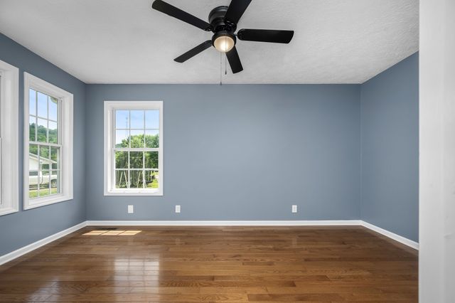 29 Bryson St, Auburntown, TN 37016