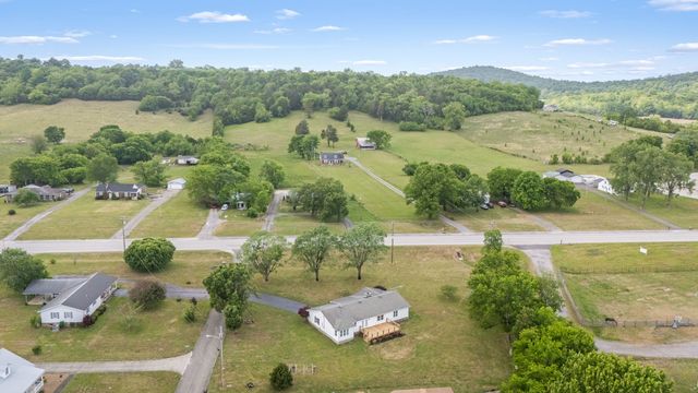 29 Bryson St, Auburntown, TN 37016