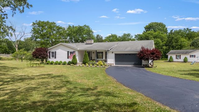 29 Bryson St, Auburntown, TN 37016