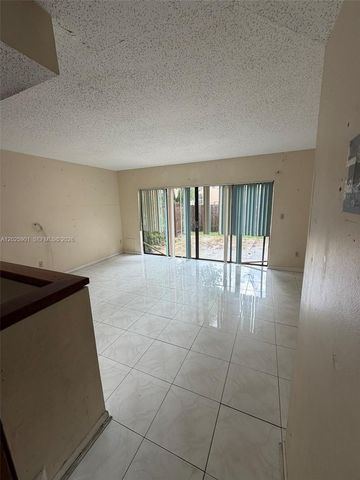 20603 NW 15th Ave 8-1, Miami Gardens, FL 33169