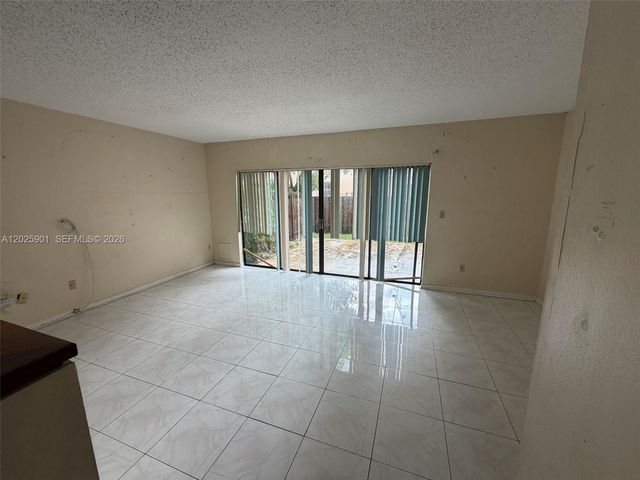 20603 NW 15th Ave 8-1, Miami Gardens, FL 33169