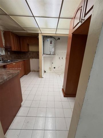 20603 NW 15th Ave 8-1, Miami Gardens, FL 33169