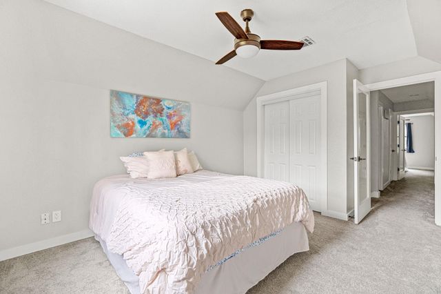 812 Post Oak DR, Dripping Springs, TX 78620