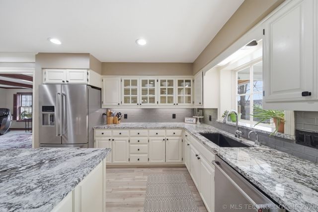 6710 S Atlanta Avenue, Tulsa, OK 74136