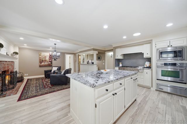 6710 S Atlanta Avenue, Tulsa, OK 74136