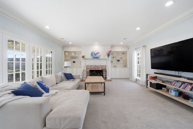 6710 S Atlanta Avenue, Tulsa, OK 74136