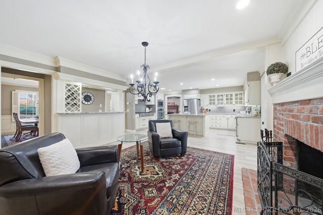 6710 S Atlanta Avenue, Tulsa, OK 74136