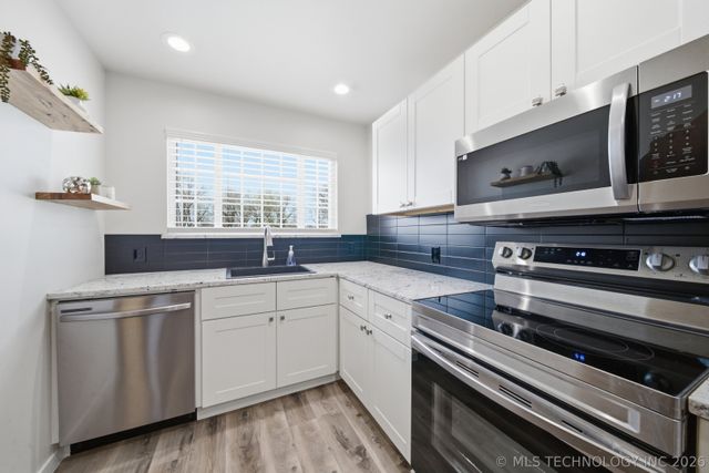 6710 S Atlanta Avenue, Tulsa, OK 74136