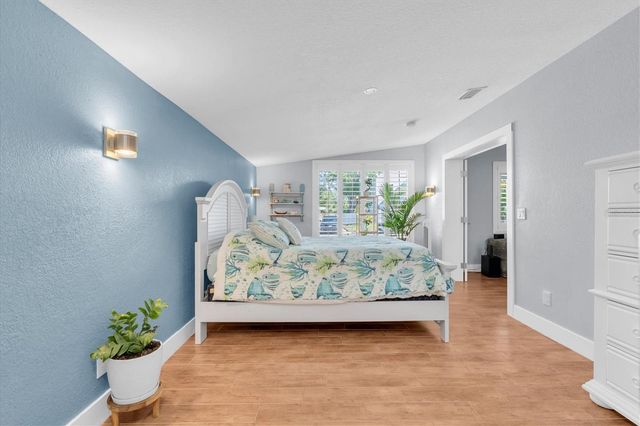 137 PENNSYLVANIA AVENUE, Palm Harbor, FL 34683