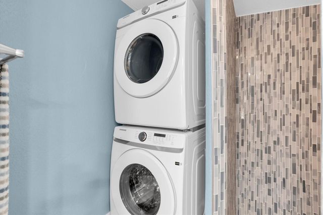 137 PENNSYLVANIA AVENUE, Palm Harbor, FL 34683