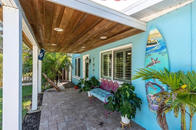 137 PENNSYLVANIA AVENUE, Palm Harbor, FL 34683