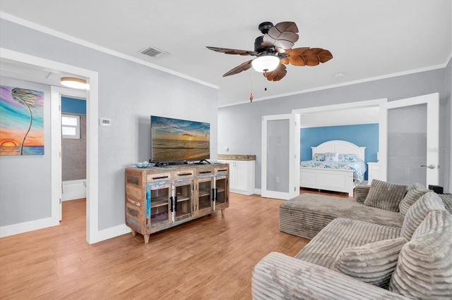 137 PENNSYLVANIA AVENUE, Palm Harbor, FL 34683