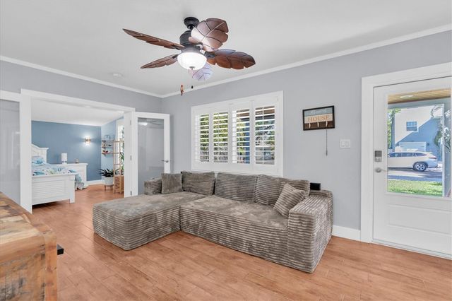 137 PENNSYLVANIA AVENUE, Palm Harbor, FL 34683