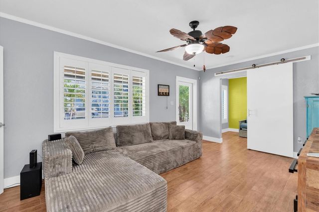 137 PENNSYLVANIA AVENUE, Palm Harbor, FL 34683