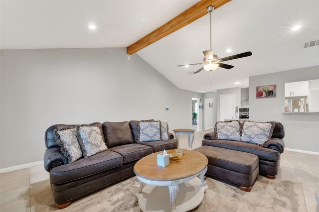 17115 Bougainvilla Lane, Friendswood, TX 77546