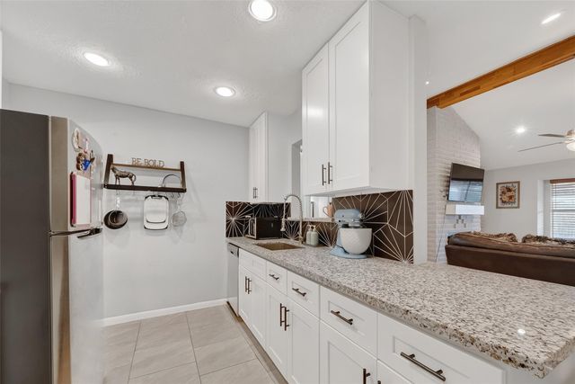 17115 Bougainvilla Lane, Friendswood, TX 77546