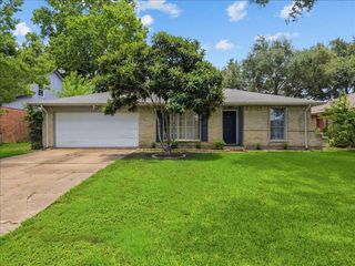 17115 Bougainvilla Lane, Friendswood, TX 77546