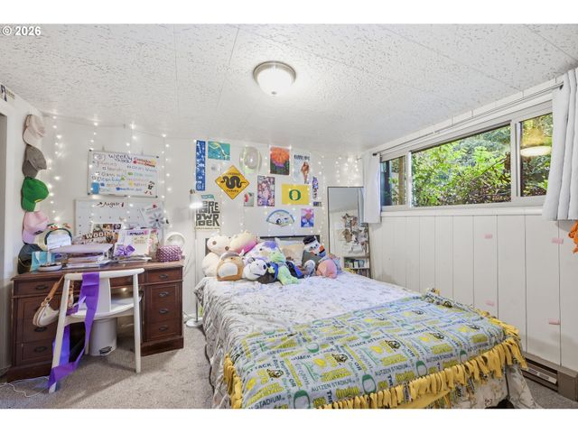 1750 E 26TH Ave, Eugene, OR 97403