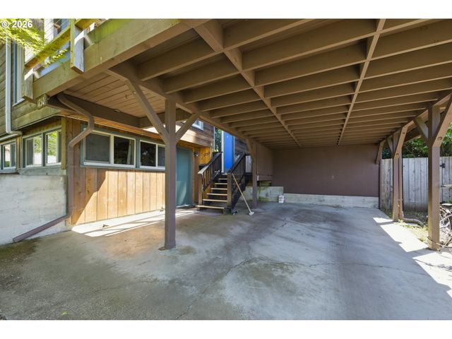 1750 E 26TH Ave, Eugene, OR 97403
