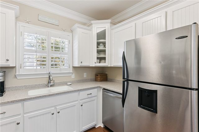 420 Holly Street, St Simons Island, GA 31522