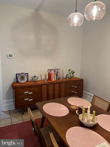 855 N 24TH ST, Philadelphia, PA 19130