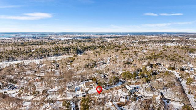 20 Colony Avenue, Buzzards Bay, MA 02532