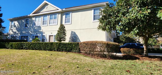 1716 FOREST LAKE Circle 3, Jacksonville, FL 32225
