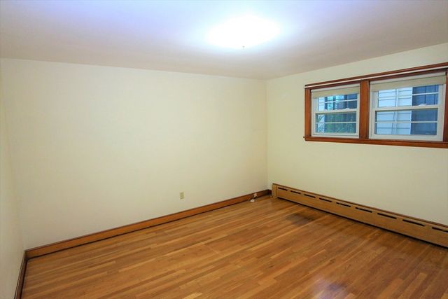 52 Westminster Ave 52, Watertown, MA 02472