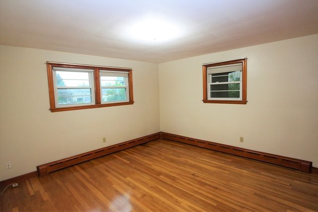 52 Westminster Ave 52, Watertown, MA 02472