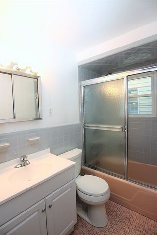 52 Westminster Ave 52, Watertown, MA 02472