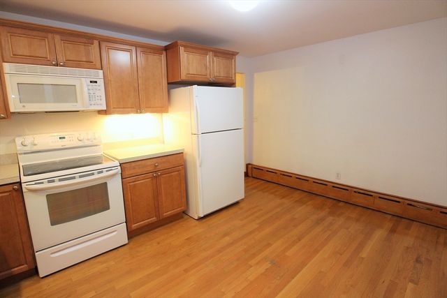 52 Westminster Ave 52, Watertown, MA 02472