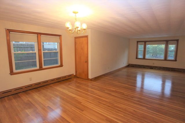 52 Westminster Ave 52, Watertown, MA 02472