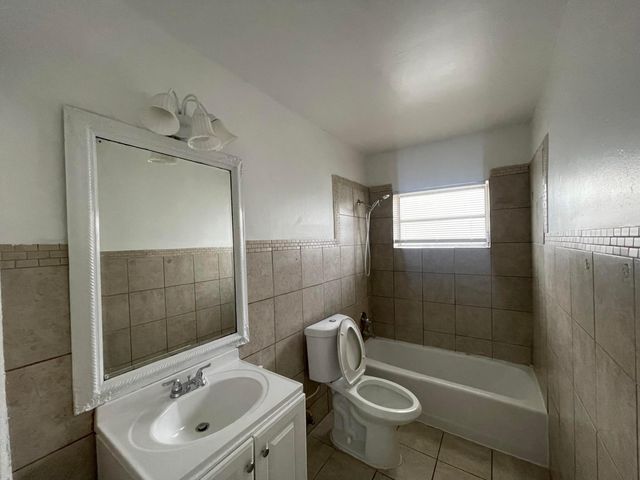 1314-1316 NW 8TH Avenue, Fort Lauderdale, FL 33311