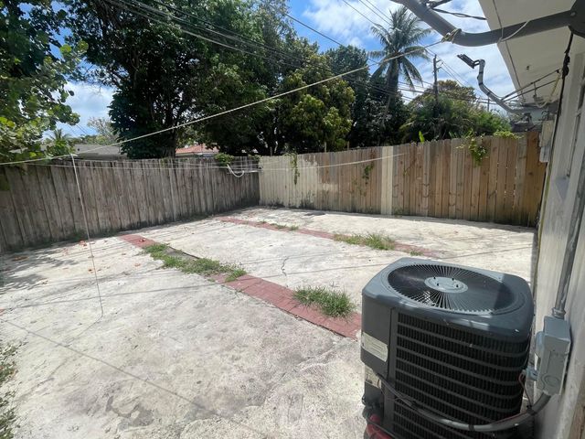 1314-1316 NW 8TH Avenue, Fort Lauderdale, FL 33311