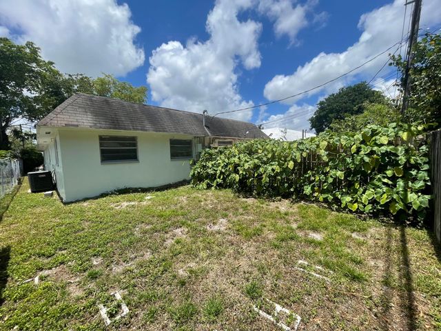 1314-1316 NW 8TH Avenue, Fort Lauderdale, FL 33311