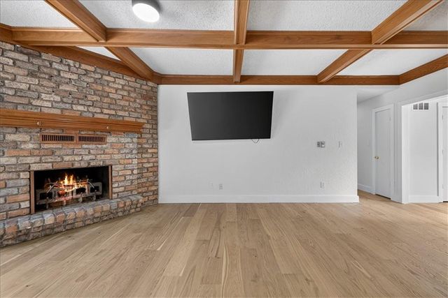 904 SW 44TH Street, Blue Springs, MO 64015