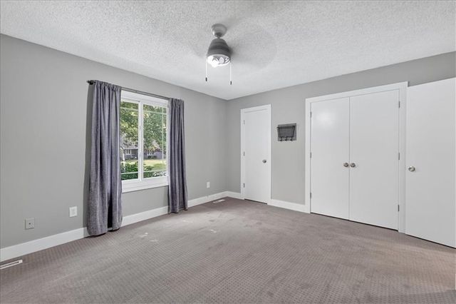 904 SW 44TH Street, Blue Springs, MO 64015