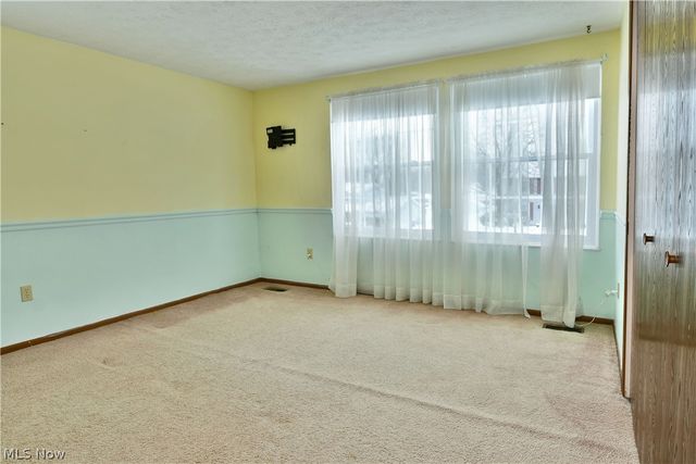 220 Wae Trail, Cortland, OH 44410