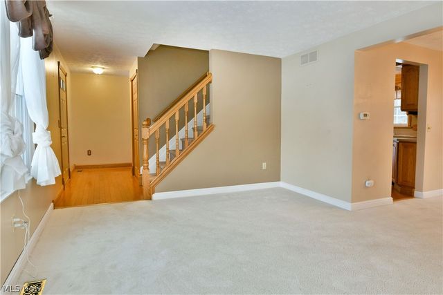 220 Wae Trail, Cortland, OH 44410