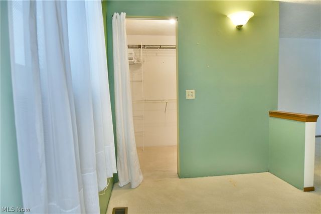 220 Wae Trail, Cortland, OH 44410