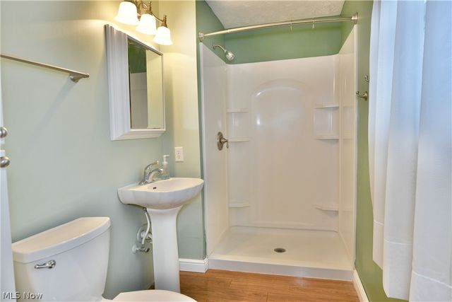 220 Wae Trail, Cortland, OH 44410